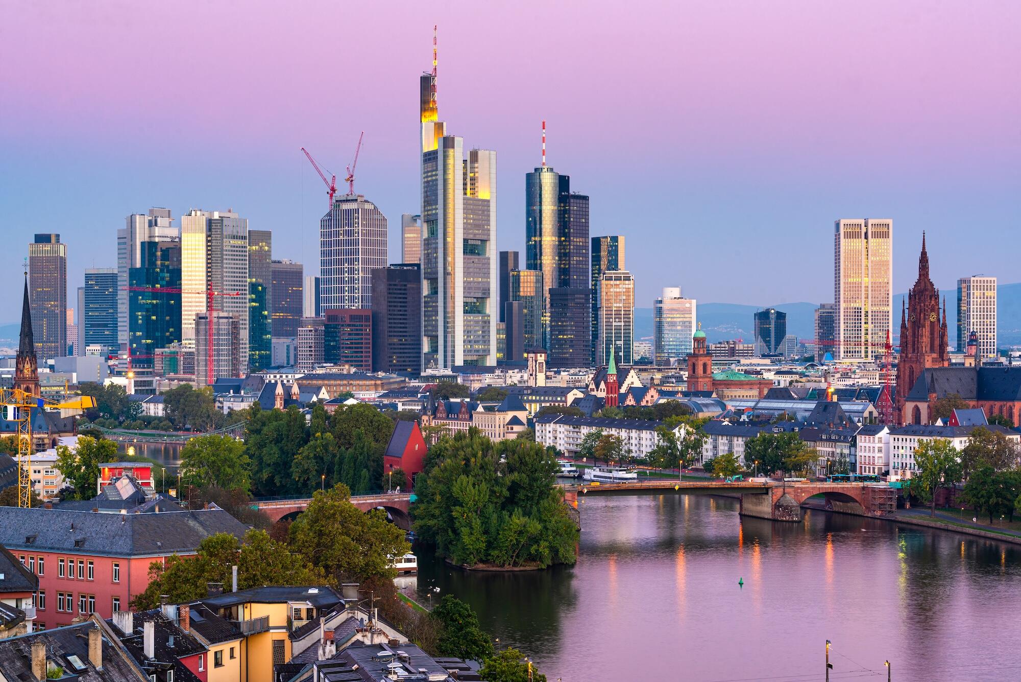 Graphic showing Frankfurt am Main, a city in Germany.